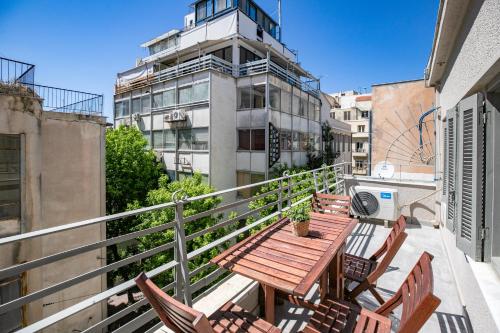 Supreme C2 Apartment in Syntagma