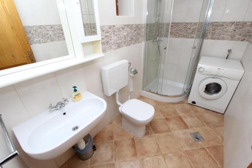 SAN PRUTI Holiday House - image 5