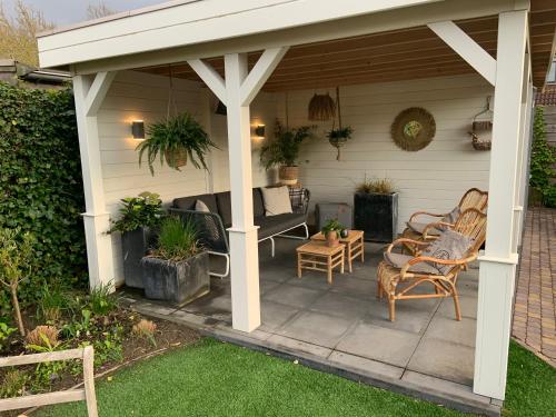 B&B Witvliet, kamers en studio met heerlijk ontbijt ! in Зутеланд