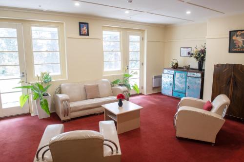 設施, Linaker Art Deco Motel in 巴克威