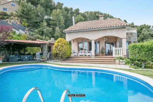Accommodation in Corbera de Llobregat
