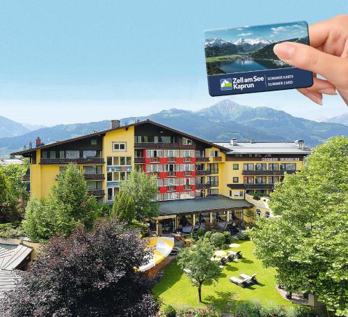 Exterior view, Hotel Latini near Teds Restaurants