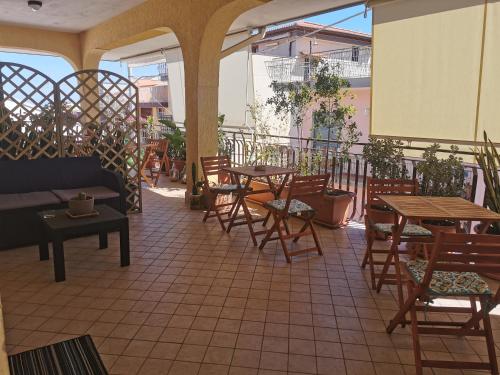 CESARE Guest House – Aci Trezza, CA