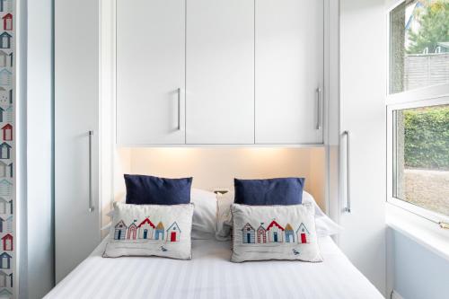 Double Room image 2