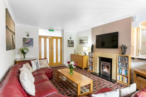 Mount Edgcombe - image 3