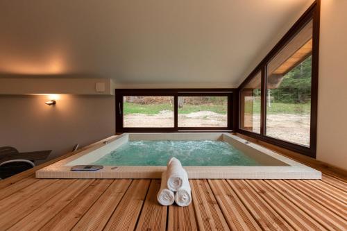 Auberge De La Croix Perrin - image 12