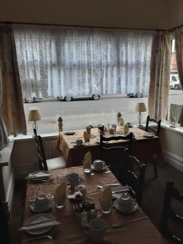 Chantry Villa Hotel - image 10