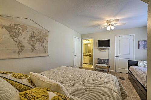Modern Townhome with Patio Next Door to Resort - image 8