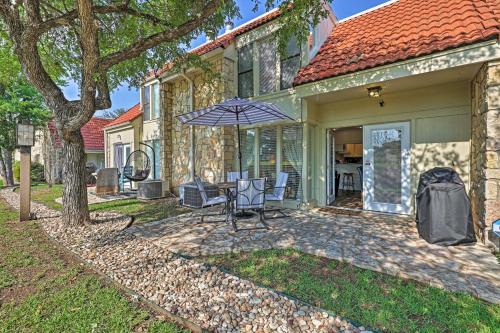 Modern Townhome with Patio, Next Door to Resort in Horseshoe Bay (TX)