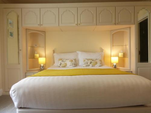 Blenheim House - image 5