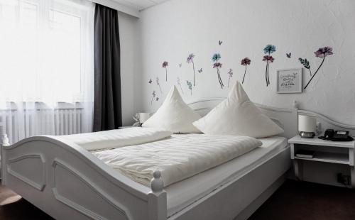 Hotel Sonne - image 2
