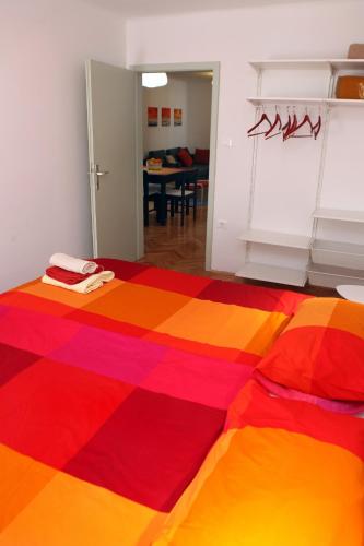 Spacious Piran Central Apartment for 5 Pax BG