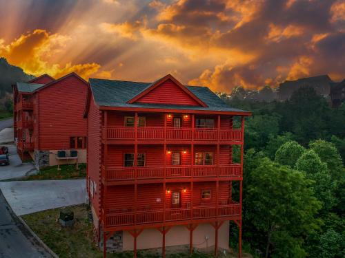SmokyStays Indoor Pool Cabin in Sevierville, USA