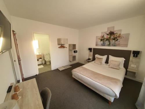 Hotel L'Alsace in นาร์บอน