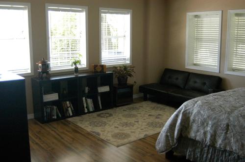 Lakehouse has Spectacular View plus Easy Access! Lakehouse has Spectacular View plus Easy Access!