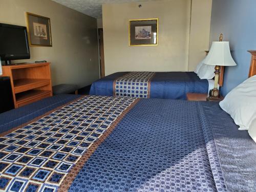 VICTORIAN INN - image 6