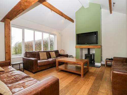 Beckwood - image 12
