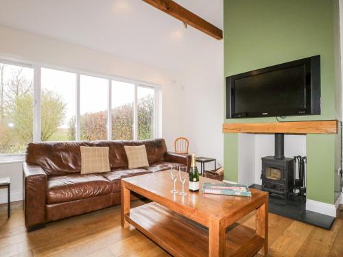 Beckwood - image 7