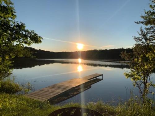 Lake Shore Haven - image 7