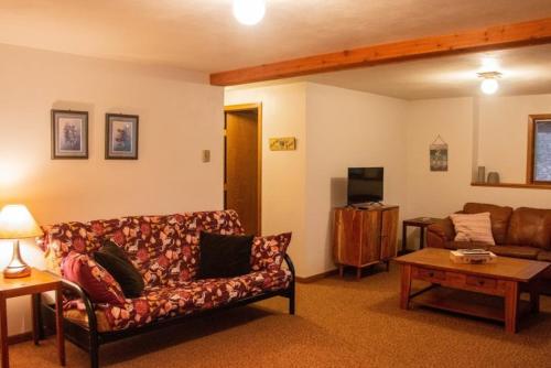 Lake Shore Haven - image 8