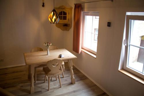 Hotel-Restaurant Zur Traube in 阿爾特納爾