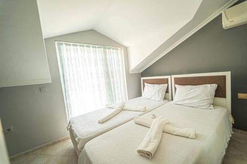 Lovely House with Shared Pool near Oludeniz, Fethiye