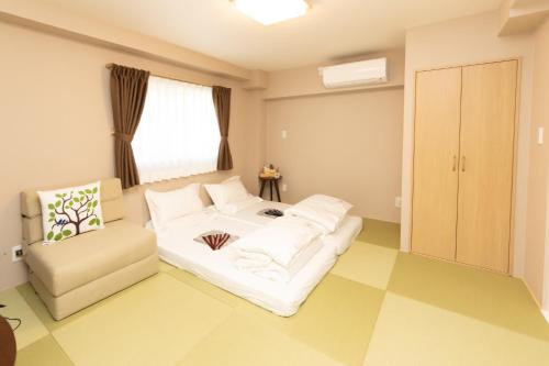 3 futon beds
