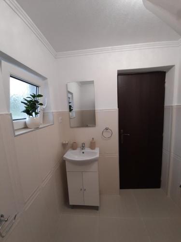 Vila Miorita - image 13