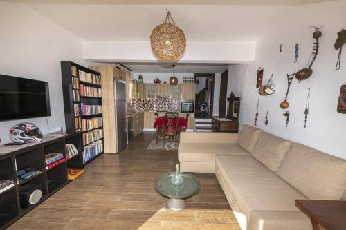 Impressive House with Shared Pool near Paradise Bay in Bodrum