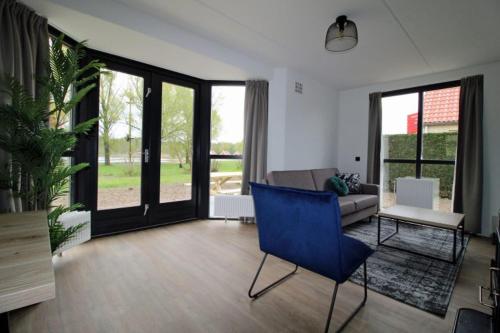  Broeckhuys Lakeview VIP bungalows 6P aan het water en wijds uitzicht in Ewijk