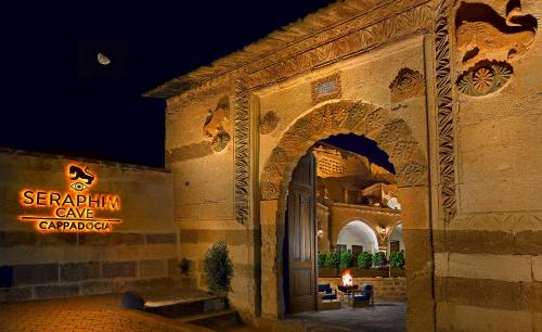 Seraphim Cave Hotel