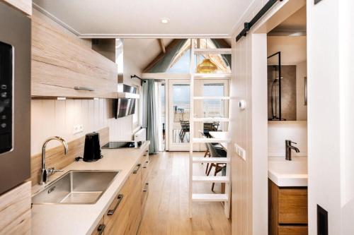 Thalassa Beach Houses - image 2