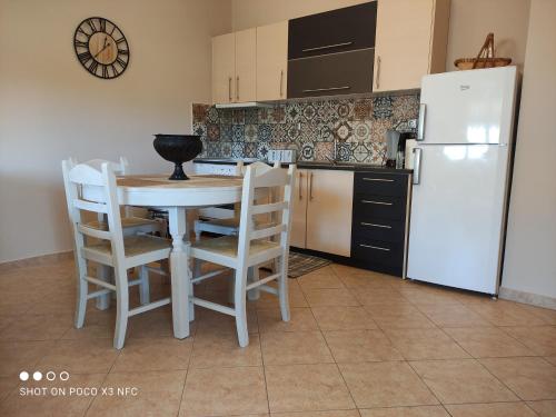 廚房, Eliza Apartment in 利克蘇里翁