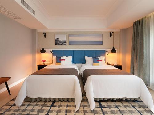 Park Inn Beihai Yintan Wanda Plaza