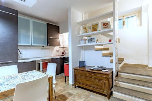 Lovely Apartment Ground Floor Colosseo Wi-Fi AC, Roma (foto 5)