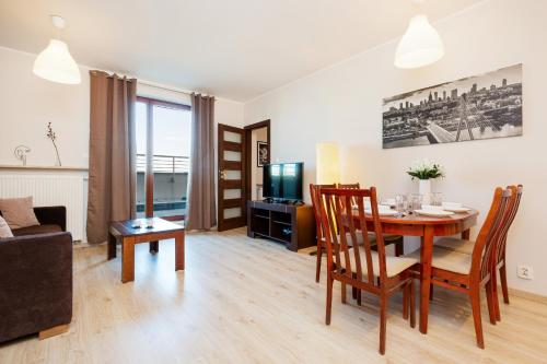 Apartamenty Bliska Praga by Renters - image 10