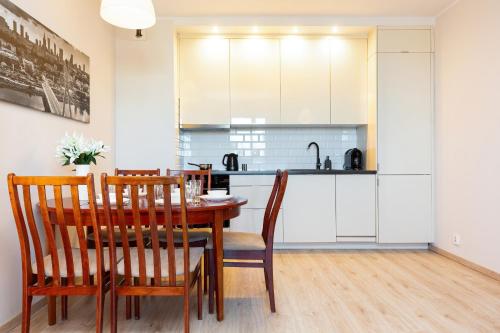 Apartamenty Bliska Praga by Renters - image 8