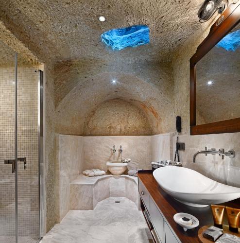 Seraphim Cave Suites & SPA Room Type - Deluxe Room