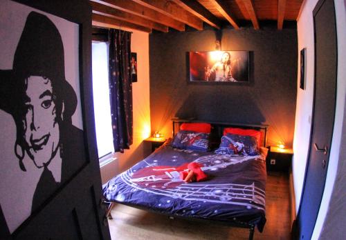 1 queen bed