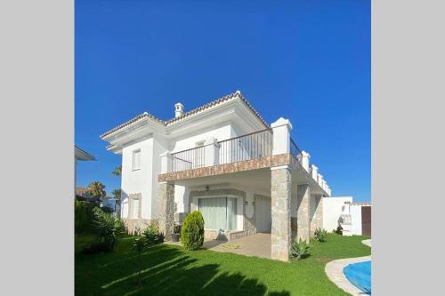 Comfortable house with private pool and great view - Accommodation - La Mairena