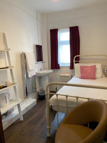 Pink Pavilion - image 3