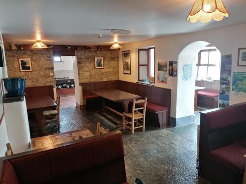 Удобства, Aille River Tourist Hostel and Camping Doolin in Дулин