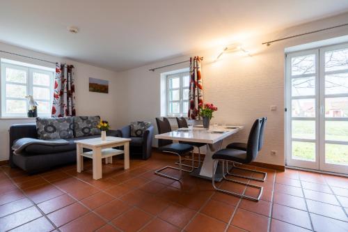 Feriendorf Rugana - Komfort Appartement mit 1 Schlafzimmern und Terrasse C16 in Dranske, Deutschland