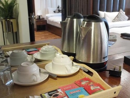 Humming Bird Resort and Executive Suites – Murree, IN