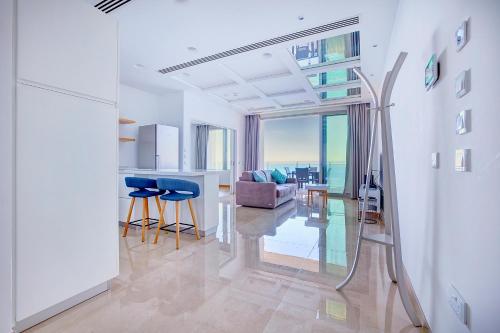 Luxurious Apt with Ocean Views and Pool in Tigne Point, Sliema (fotografie 8)