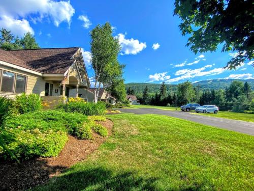 G5 WOW! Stunning single level home next to golf course and Mt Washington Hotel AC skiing! - image 8
