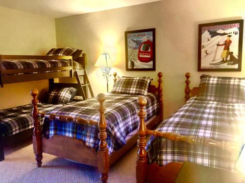 H8 Gorgeous Stone Hill Townhome in the heart of Bretton Woods Great views huge kitchen fireplace