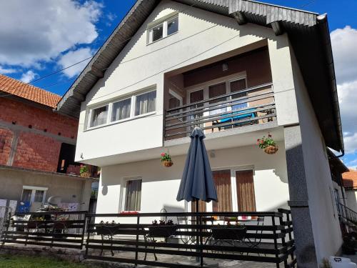Apartmani Ajanovic - image 8
