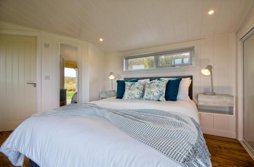 The Pond Lodges Barstobrick in Bridge Of Dee