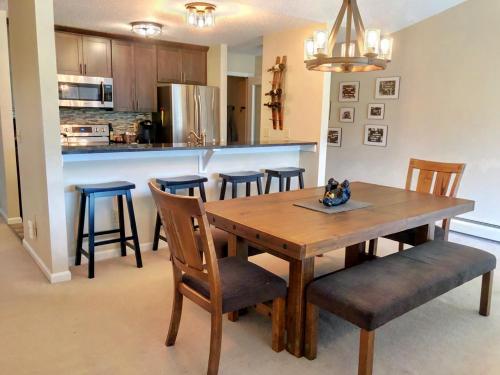 S5 Renovated Bretton Woods Resort condo with beautiful mountain views Fast wifi detail